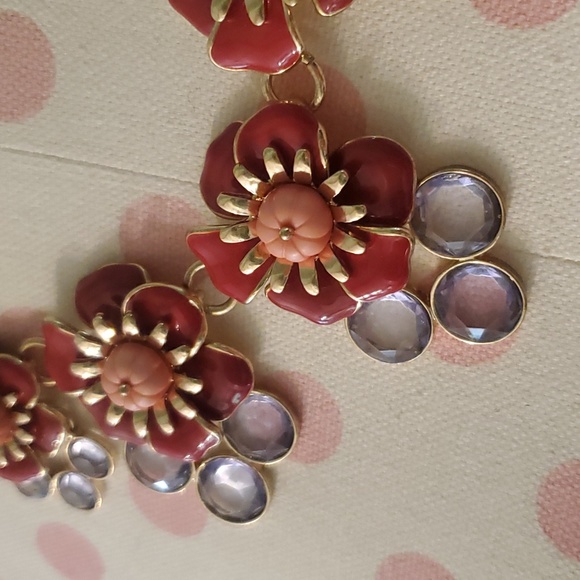 Talbots Red Floral Flower Statement Necklace - Picture 2 of 5